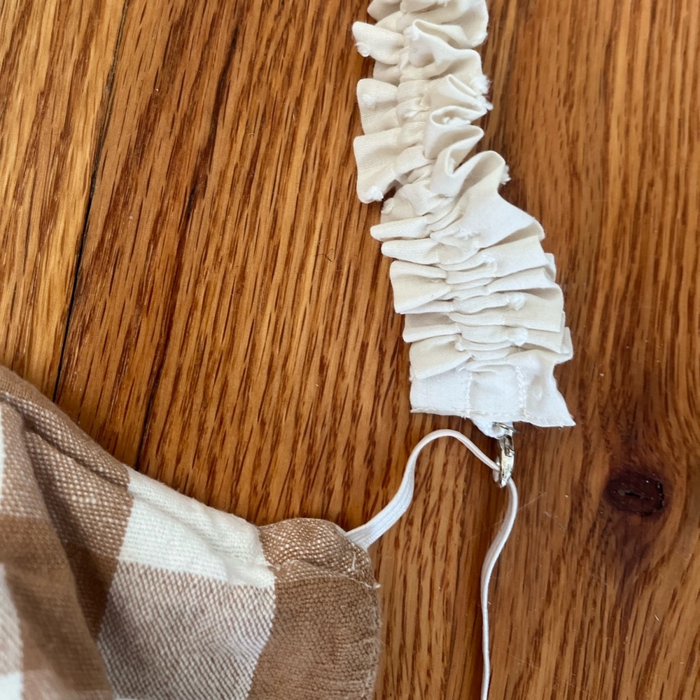 Ruffled mask holder / lanyard - Picture 2 of 5